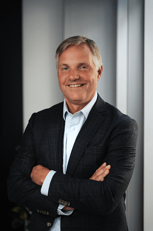 Team Member - SN_06933.png